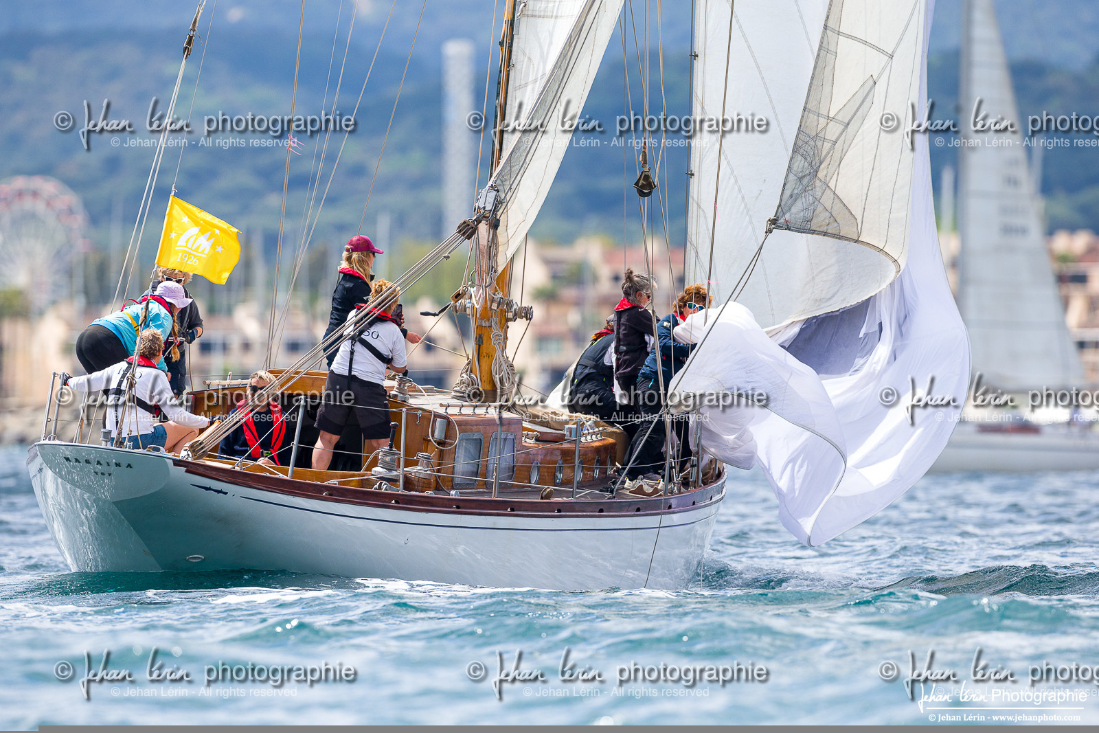 Les Dames de St Tropez