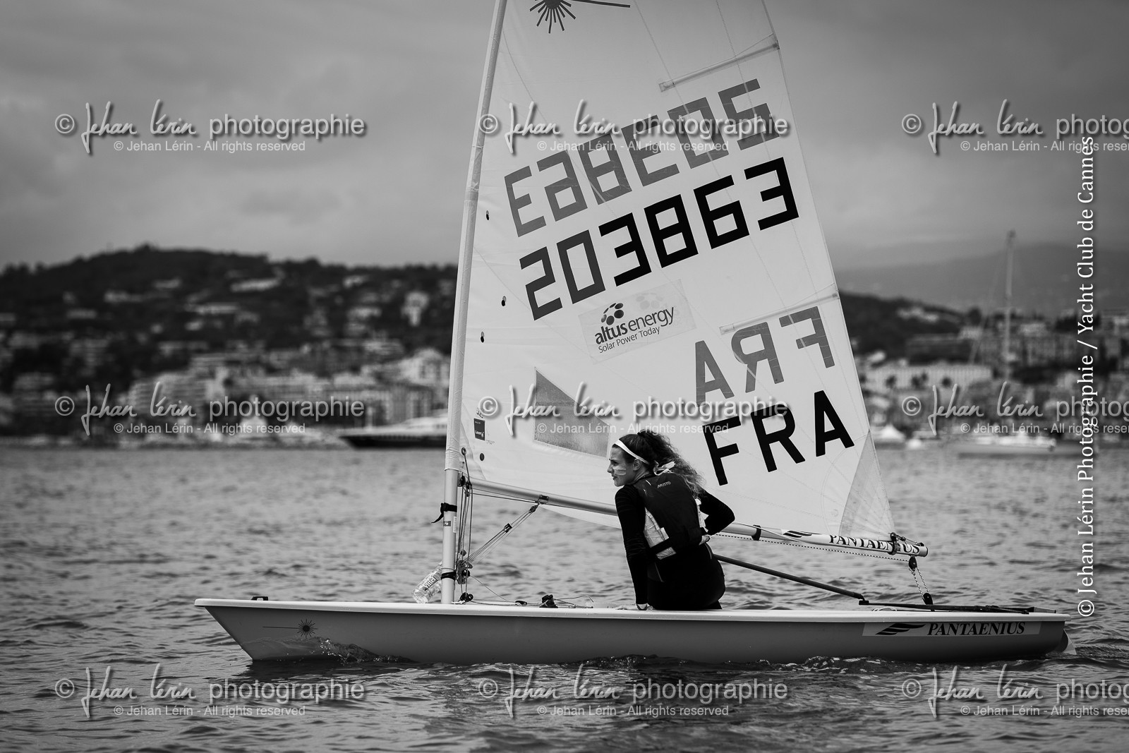 entrainement-laser-radial_louise-cervera_matisse-pacaud_ycc_cannes_jl_5d3_02-06-2016-0001-2.jpg