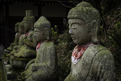 kanonji-et-jinnein_temples-68-et-69_shikoku_japon_06-04_2014-3938.jpg