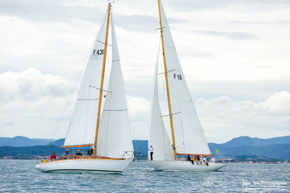 Les Dames de St Tropez