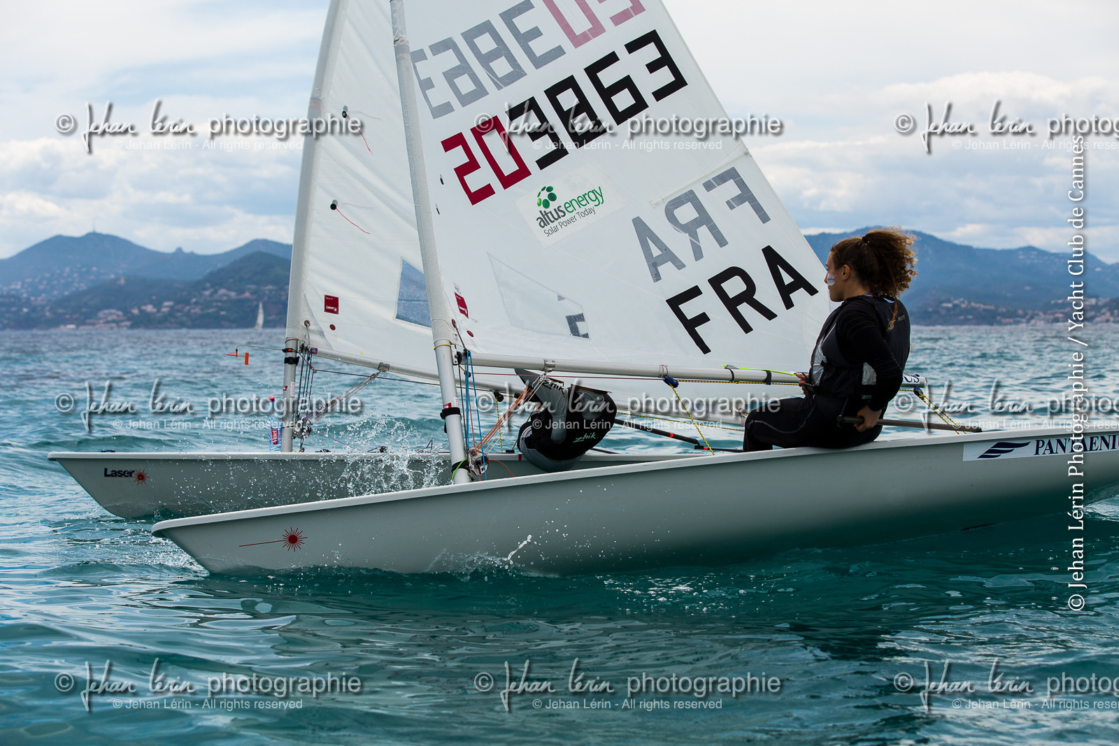 entrainement-laser-radial_louise-cervera_matisse-pacaud_ycc_cannes_jl_5d3_02-06-2016-0310.jpg