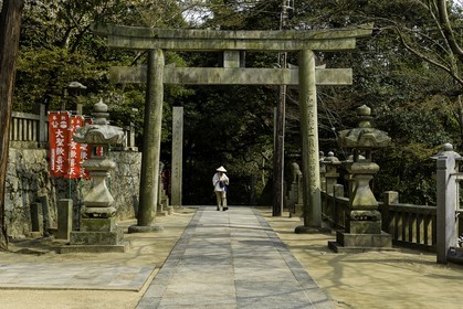 yakuriji_temple-85_shikoku_japon_10-04_2014-4593.jpg