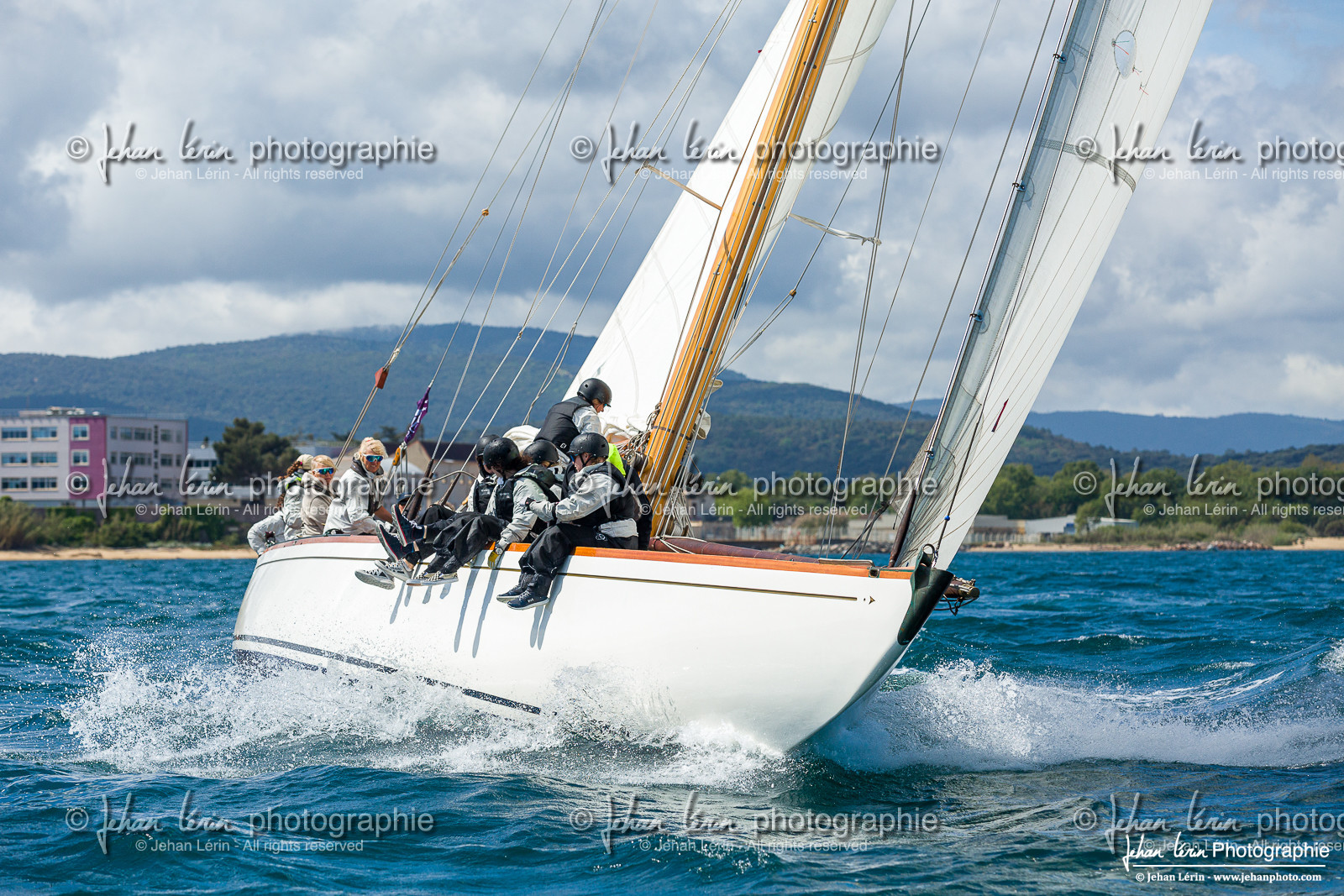 Les Dames de St Tropez