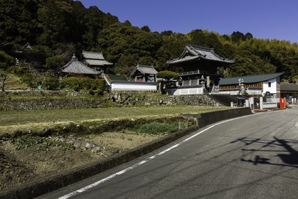 byodoji_temple-22_shikoku_japon_11-03_2014-0504.jpg