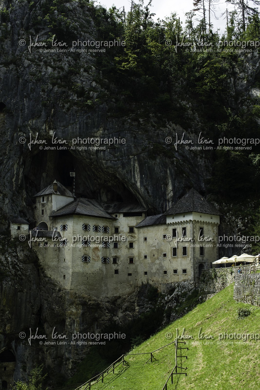 chateau-de-predjama_slovenie_25-07-2014-1342.jpg