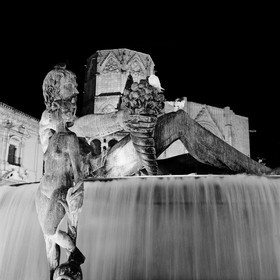 valencia_fuente-plaza-de-la-virgen_17.jpg