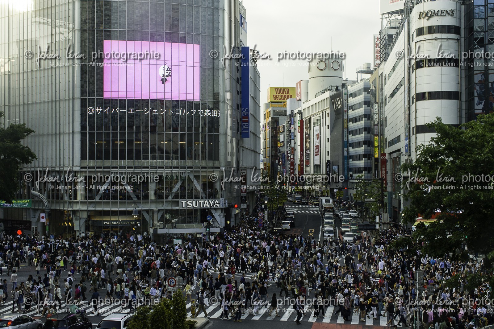 shibuya-crossing_tokyo_japon_jl_1dx_04-05-2014-6193.jpg