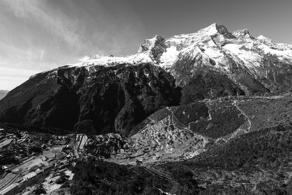 nepal_rolwaling-and-khumbu-area_above-namche-bazaar_13-02-2013-36533.jpg