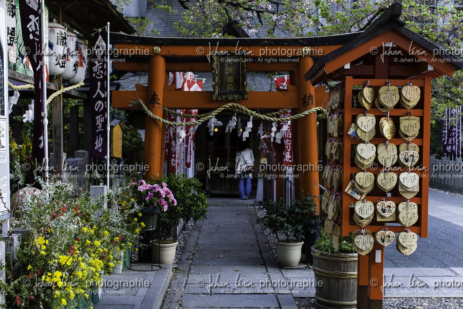 ohatsu-tenjin-sanctuary_osaka_japon_jl_1dx_14-04-2014-4773.jpg