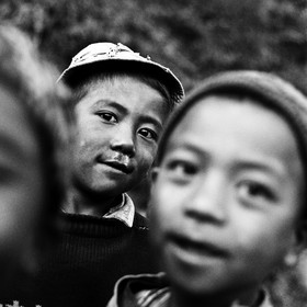 child-of-laprak-village-retouche.jpg