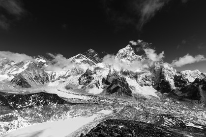 nepal_rolwaling-and-khumbu-area_everest-and-lhotse-view-from-kala-patthar_20-02-2013-37004.jpg