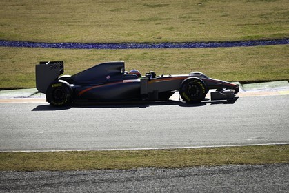 f1_hrt_cheste-valencia_01-02-2011-3182.jpg