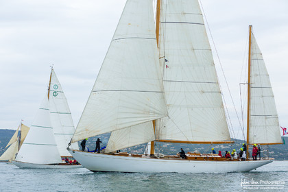 Les Dames de St Tropez