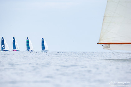 Les Dames de St Tropez