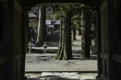 shosanji_temple-12_shikoku_japon_07-03_2014-2009.jpg
