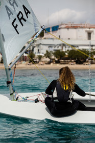 entrainement-laser-radial_louise-cervera_matisse-pacaud_ycc_cannes_jl_5d3_02-06-2016-0278.jpg