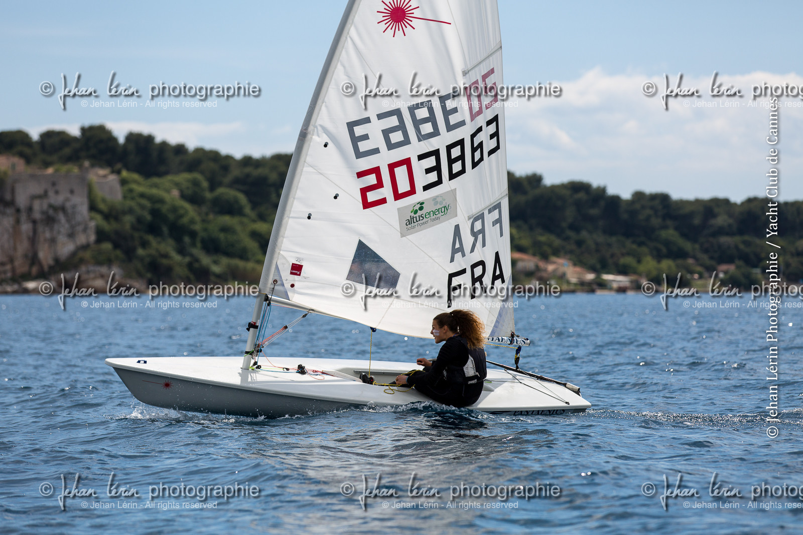 entrainement-laser-radial_louise-cervera_matisse-pacaud_ycc_cannes_jl_5d3_02-06-2016-0406.jpg