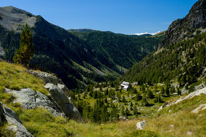 lacs-besson_refuge-de-la-cougourde_jl_1dx_21-08-2016-1424.jpg