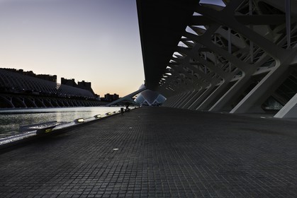 valencia_ciudad-de-las-artes_15-09-2011-0023.jpg
