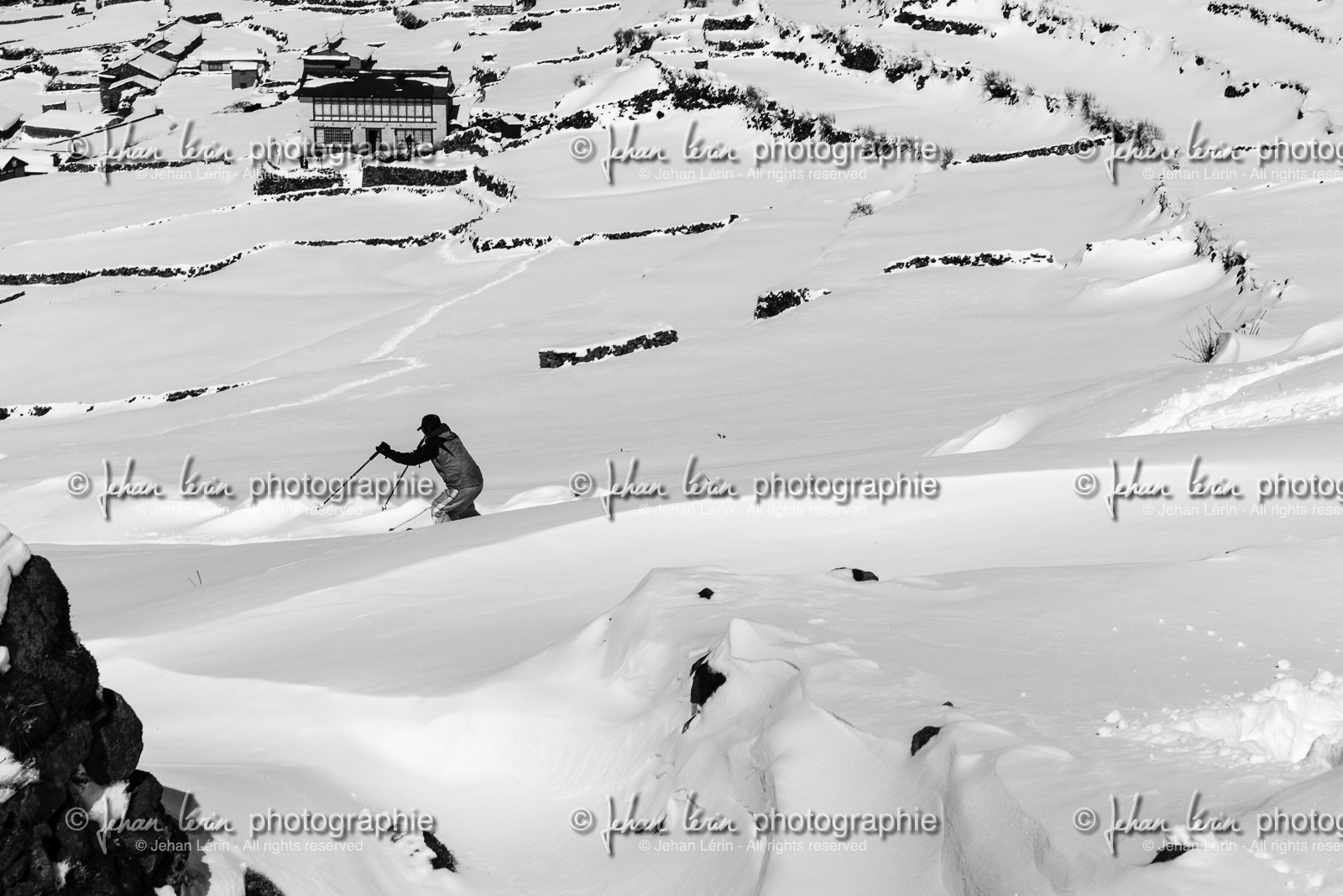 Skieur à Phortse (3810m) - Région de l'Everest