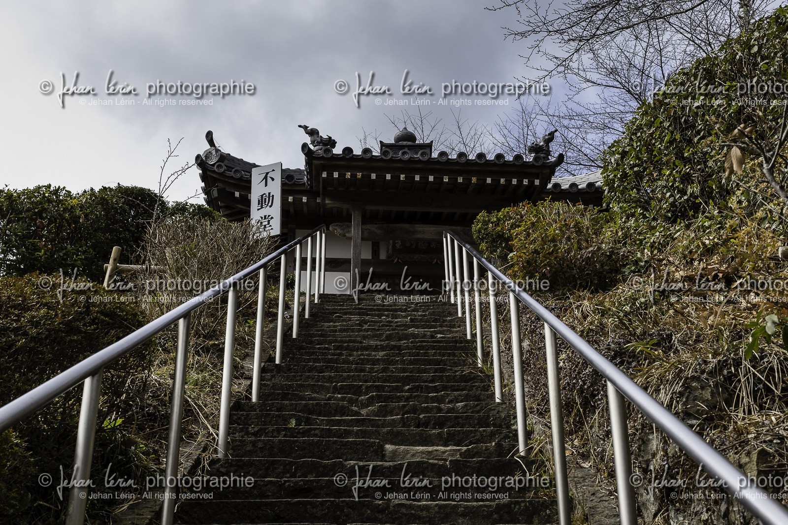 kirihataji_temple-10_shikoku_japon_06-03_2014-1928.jpg