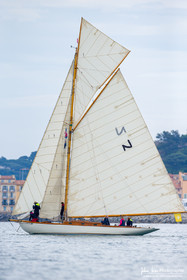 Les Dames de St Tropez
