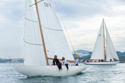 Les Dames de St Tropez