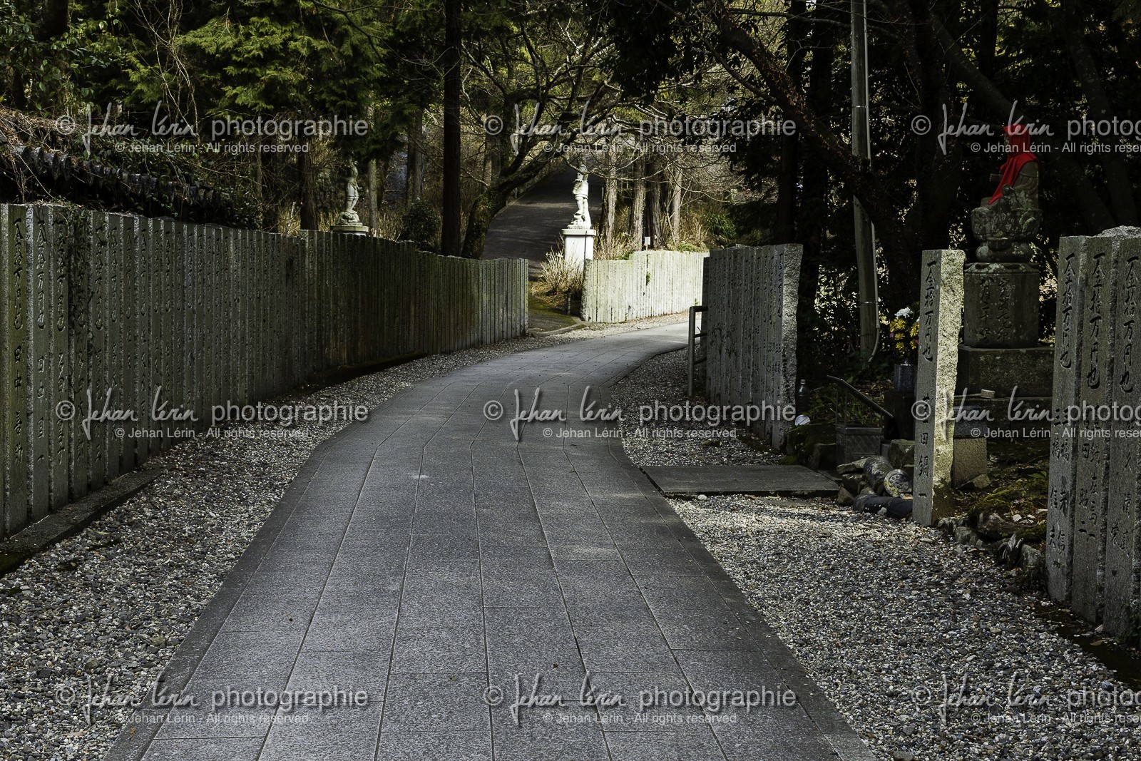 kumadaniji_temple-8_shikoku_japon_06-03_2014-1848.jpg