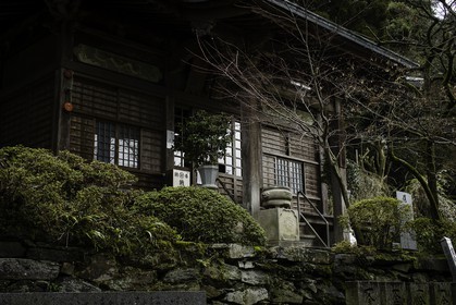 sankakuji_temple-65_shikoku_japon_04-04_2014-3811.jpg