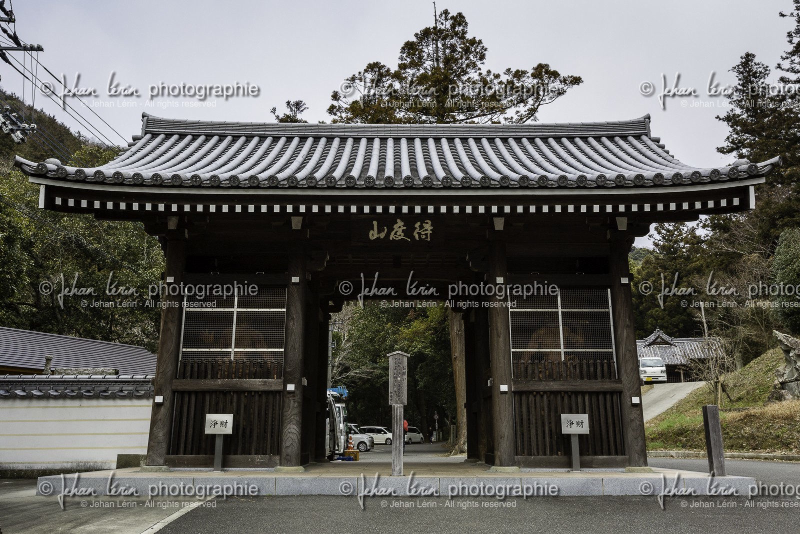 kirihataji_temple-10_shikoku_japon_06-03_2014-0362.jpg