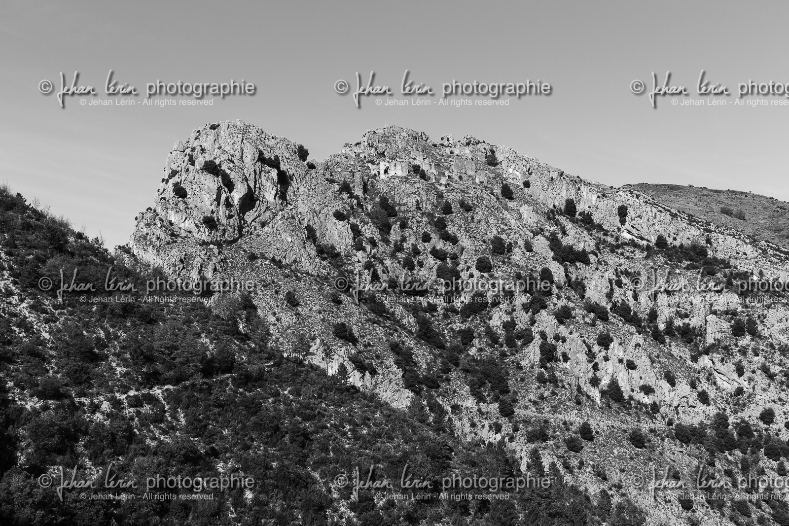 rocca-spaviera_coaraze_alpes-maritimes_08-11-2015-1130.jpg