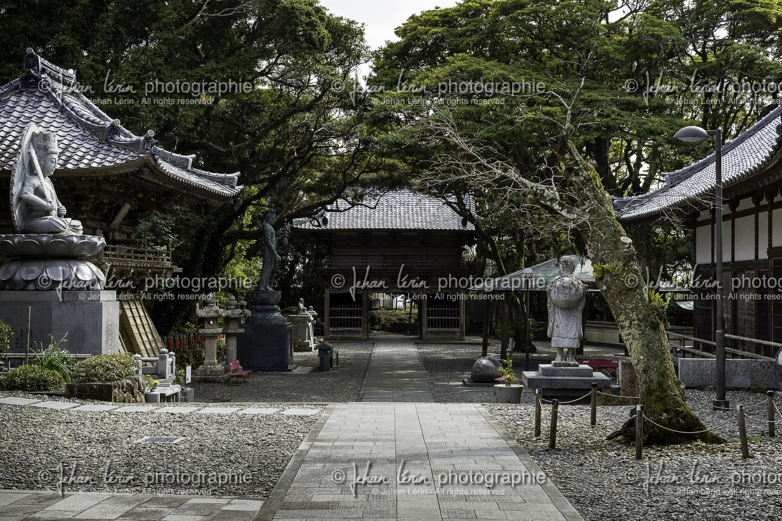 cap-muroto_hotsumisakiji_temple-24_shikoku_japon_14-03_2014-2510.jpg
