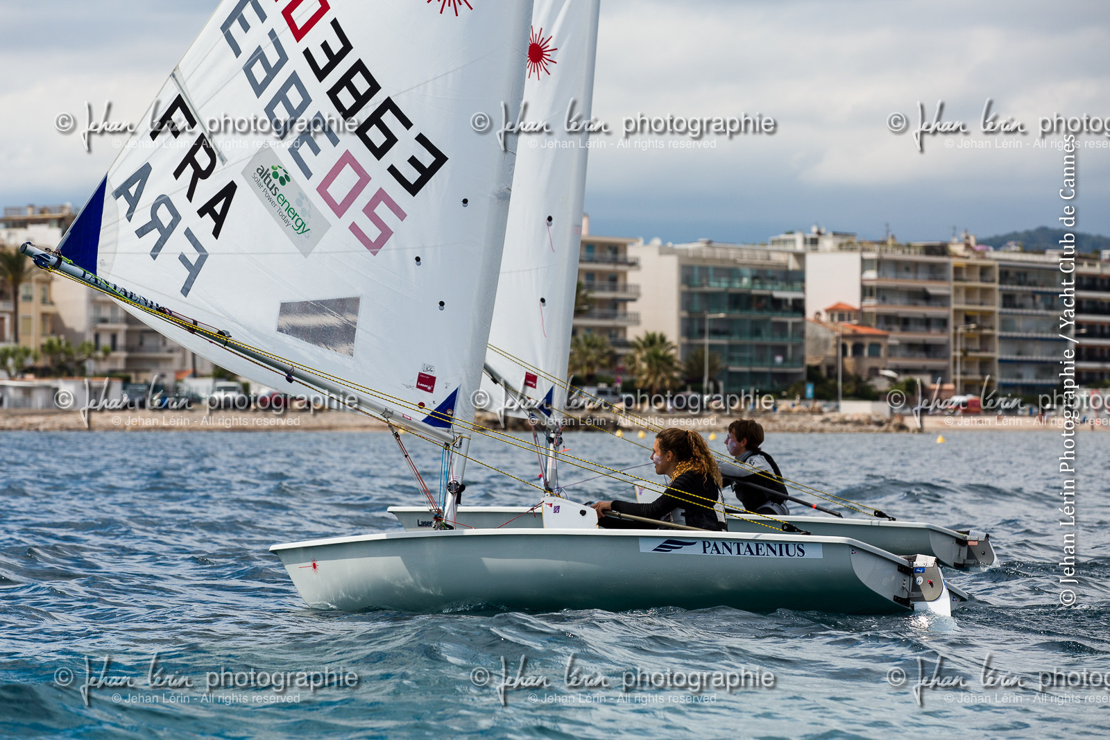 entrainement-laser-radial_louise-cervera_matisse-pacaud_ycc_cannes_jl_5d3_02-06-2016-0553.jpg