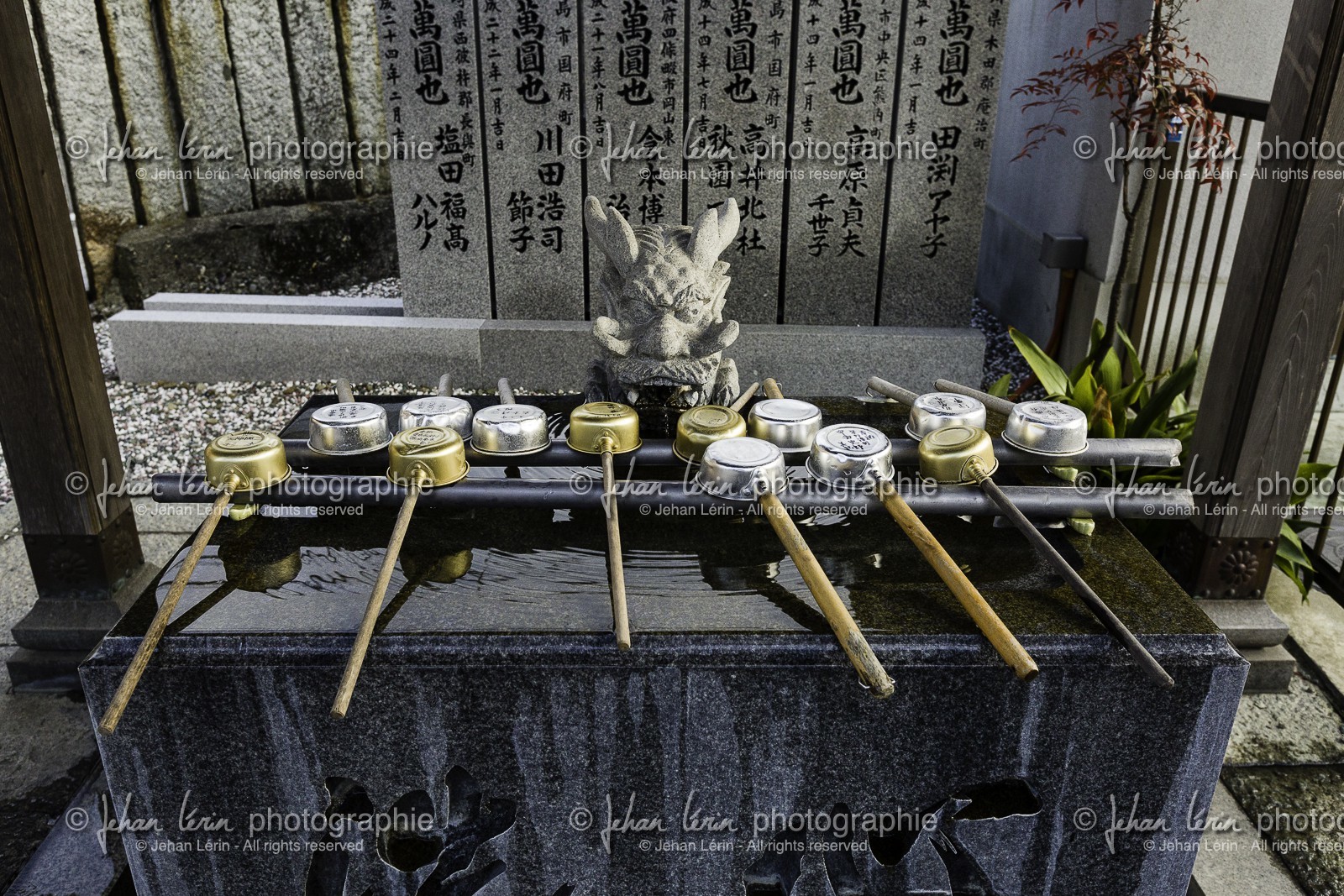 kanonji_temple-16_shikoku_japon_08-03_2014-0465.jpg