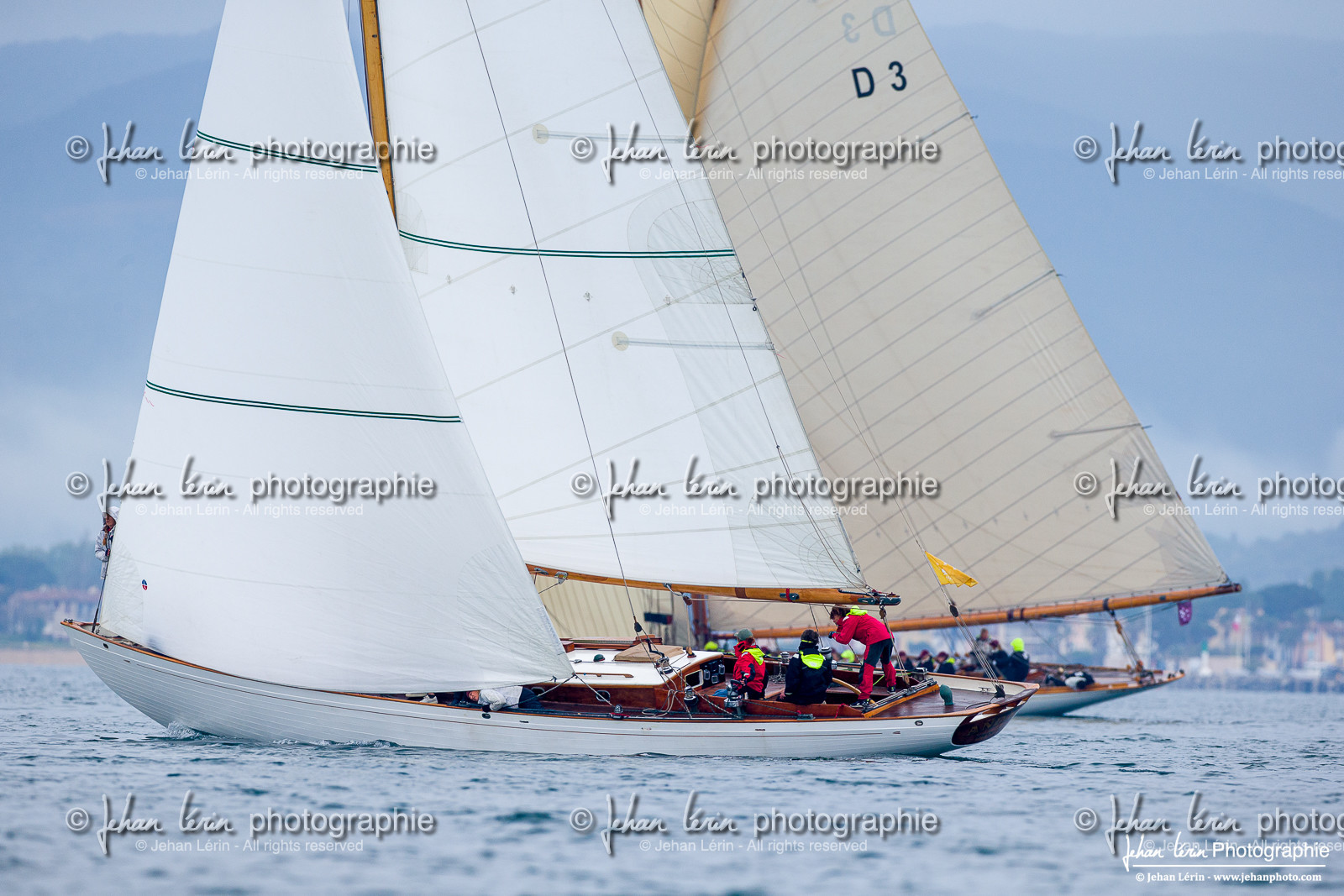 Les Dames de St Tropez