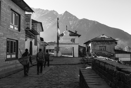 nepal_rolwaling-and-khumbu-area_lukla_11-02-2013-36456.jpg
