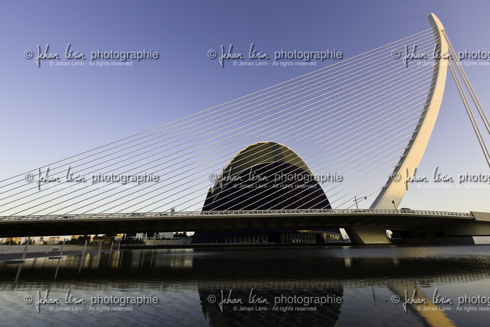 valencia_ciudad-de-las-artes_15-09-2011-0002.jpg