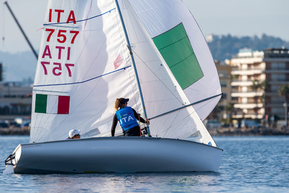 Entrainement Équipe de France 470 et tandem italien au Yacht Club de Cannes