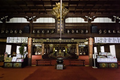 zentsuji_temple-75_shikoku_japon_07-04_2014-1006.jpg