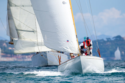 Les Dames de St Tropez