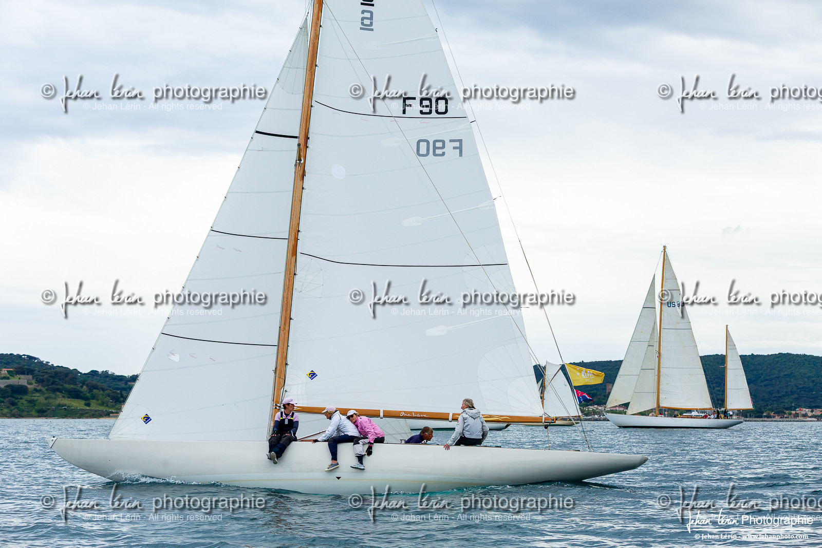 Les Dames de St Tropez