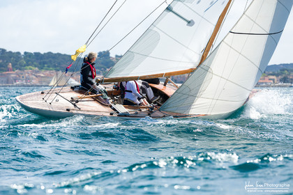Les Dames de St Tropez