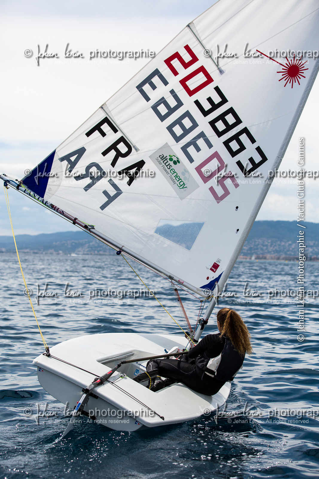 entrainement-laser-radial_louise-cervera_matisse-pacaud_ycc_cannes_jl_5d3_02-06-2016-0454.jpg
