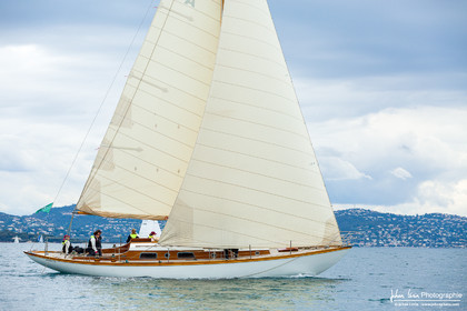 Les Dames de St Tropez