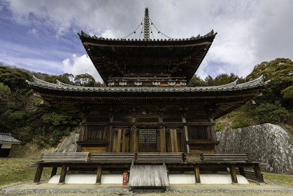 kirihataji_temple-10_shikoku_japon_06-03_2014-2.jpg